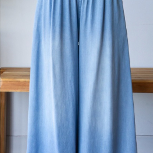 Oli & Hali Blue Wide Leg Jeans - Picture 2 of 8